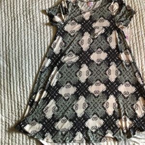 Lularoe Carly dress